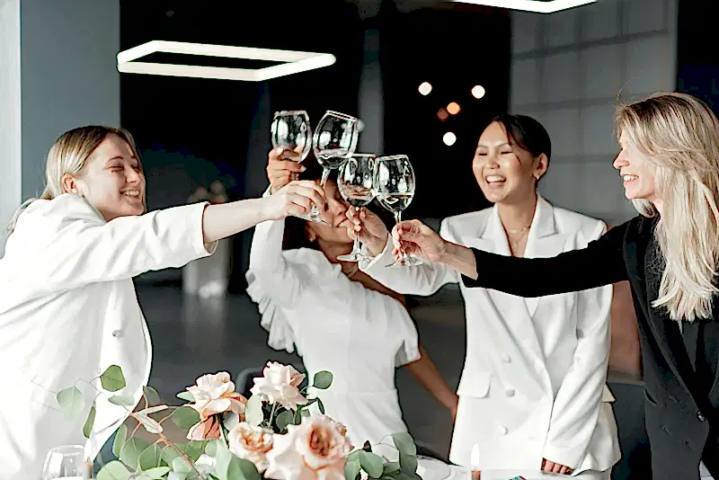 What Your Team’s Experience Gift Choice Says About Them